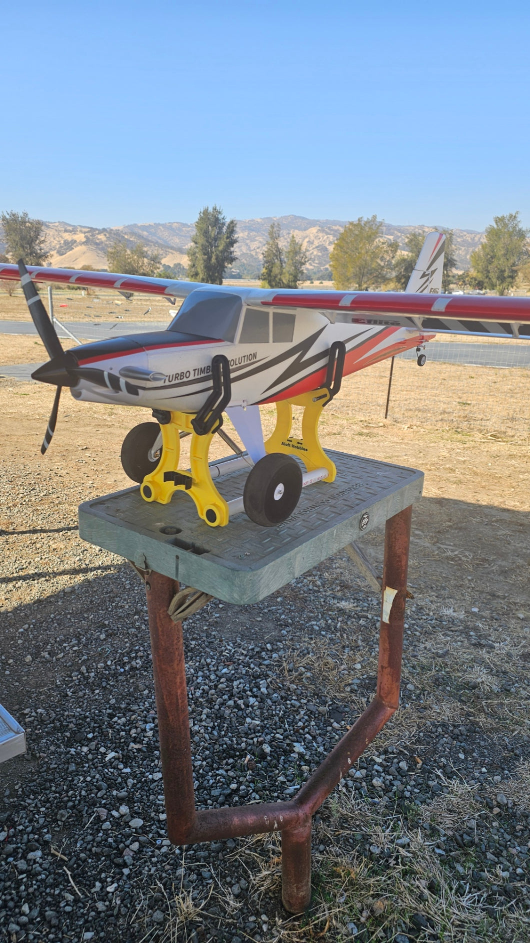 Ultimate R/C Stand